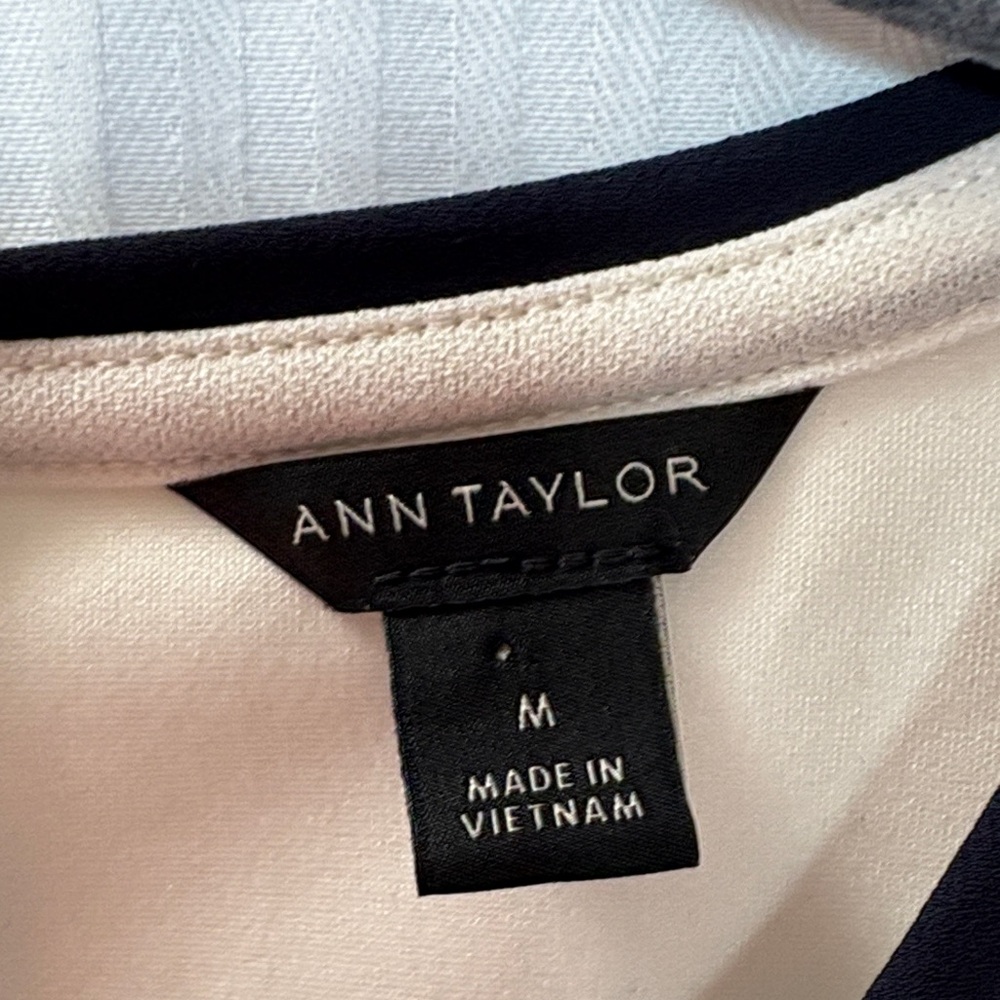 Ann Taylor Peplum Top Medium Cream Black Piping Long Sleeve Career Chic - Picture 3 of 13